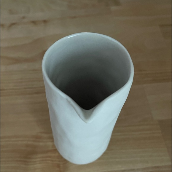 Small Stoneware Carafe/Pitcher - Picture 4 of 6
